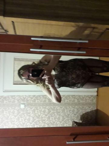 Оксана Массаж Брюнетка фото 2